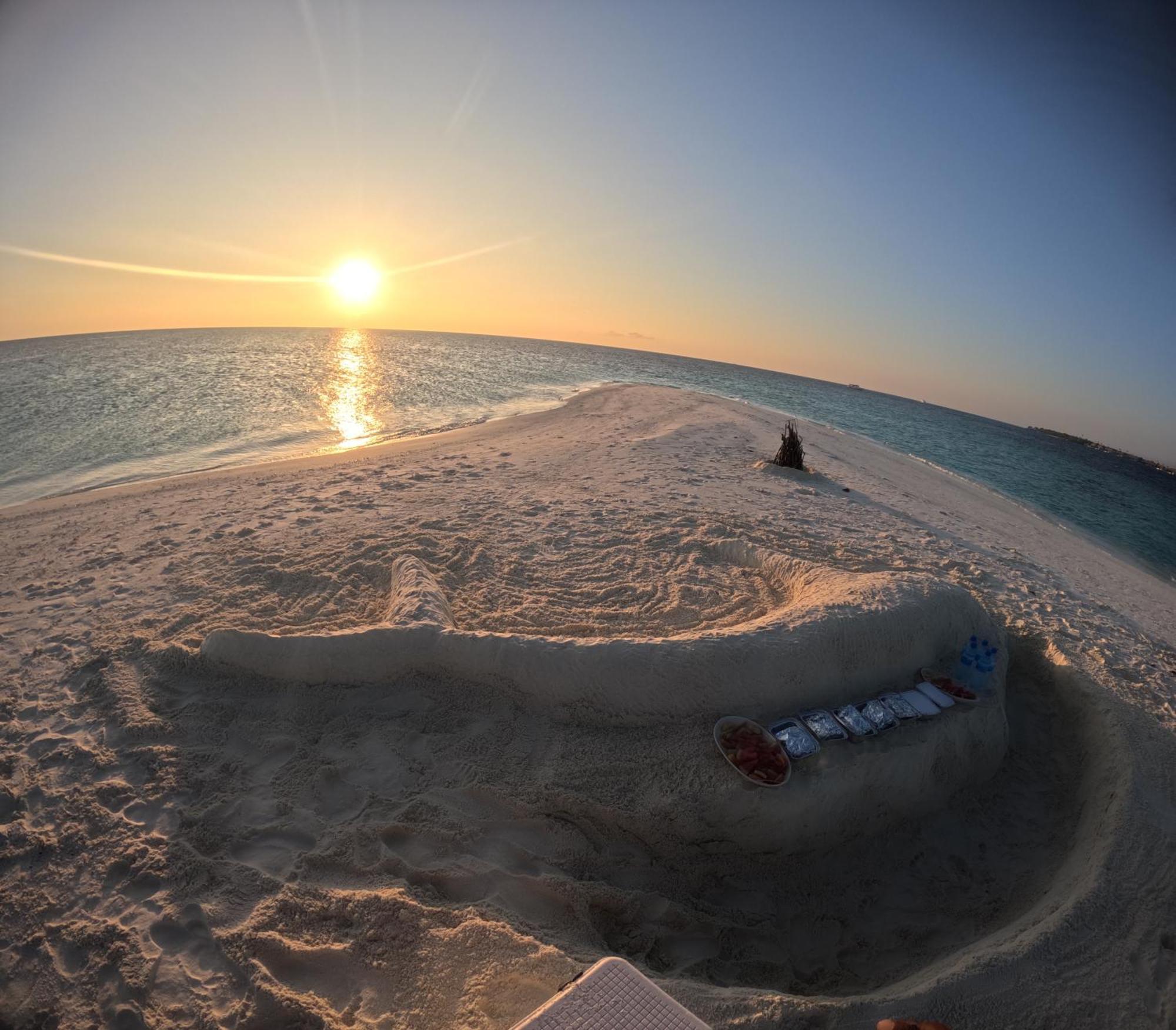 Hotel Aqua Sunset Gulhi Zewnętrze zdjęcie